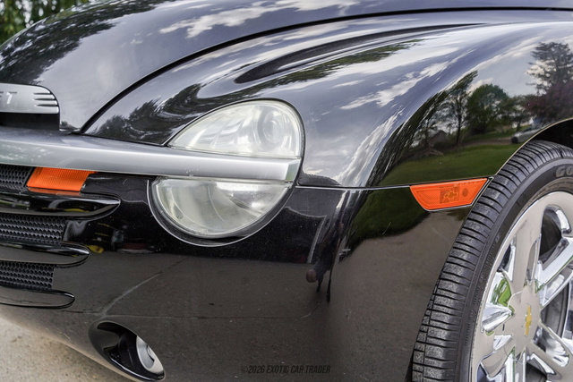 Used 2005 Chevrolet SSR w/ Preferred Equipment Group RWD image 52