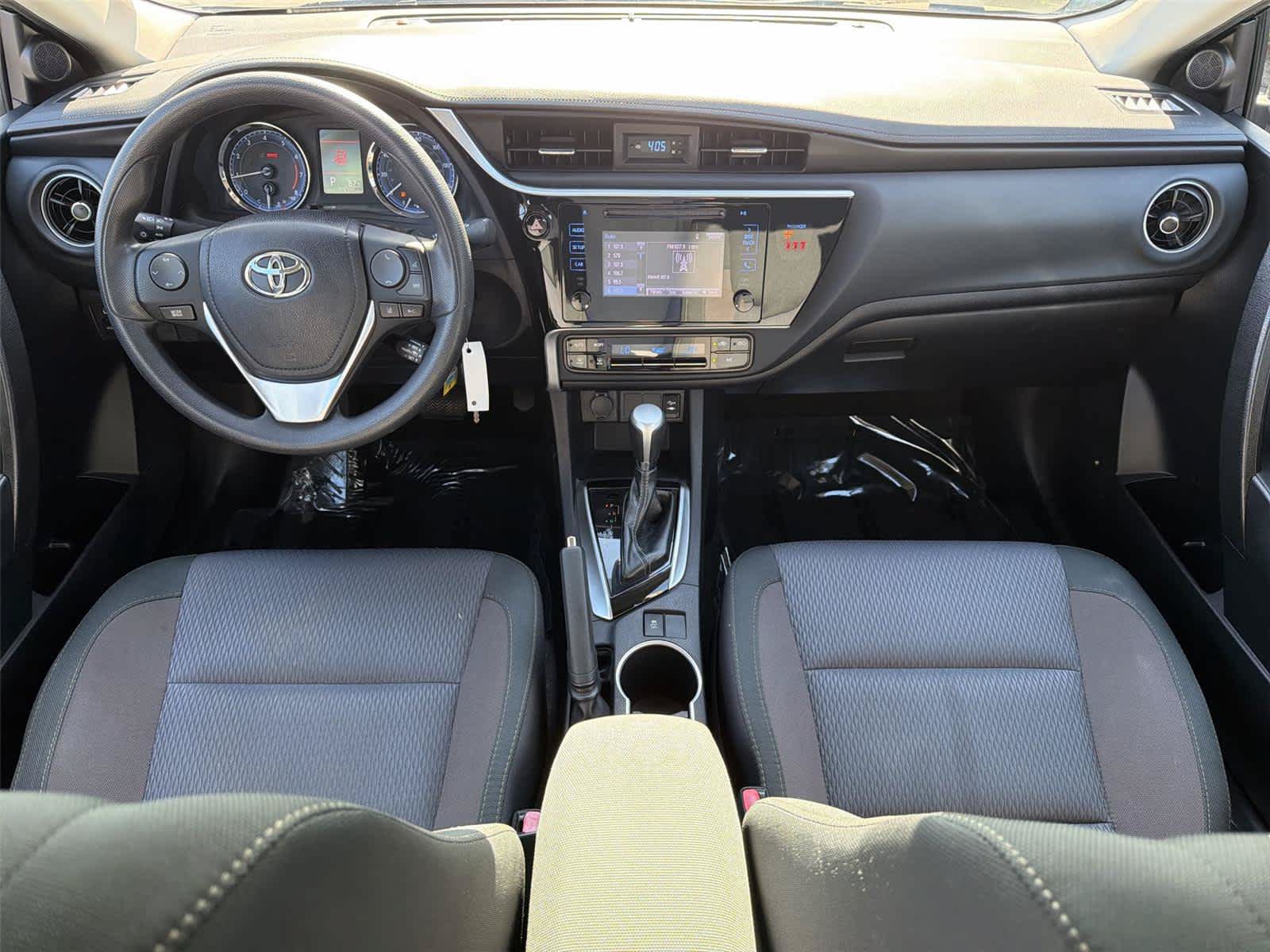 Used 2019 Toyota Corolla LE w/ Protection Package FWD image 11