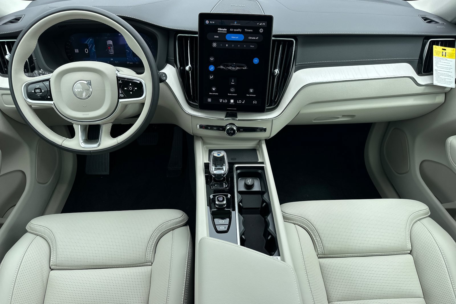 New 2026 Volvo XC60 B5 Ultra w/ Climate Package PRO AWD/4WD image 10