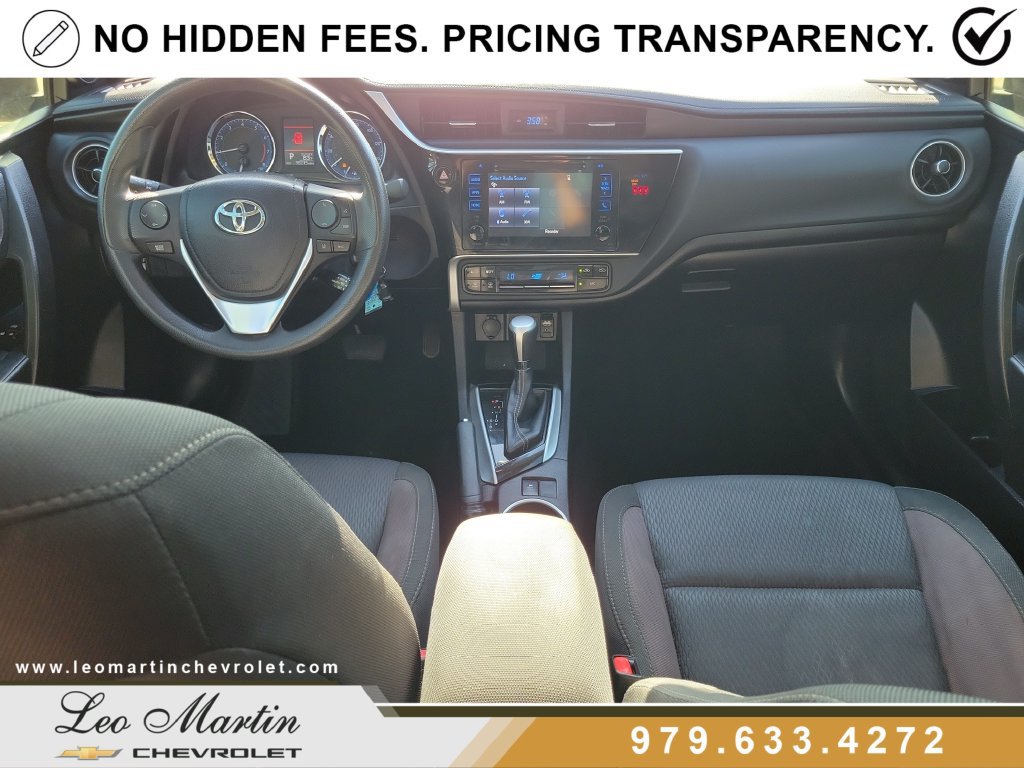 Used 2018 Toyota Corolla LE w/ LE Premium Package w/Moonroof FWD image 12