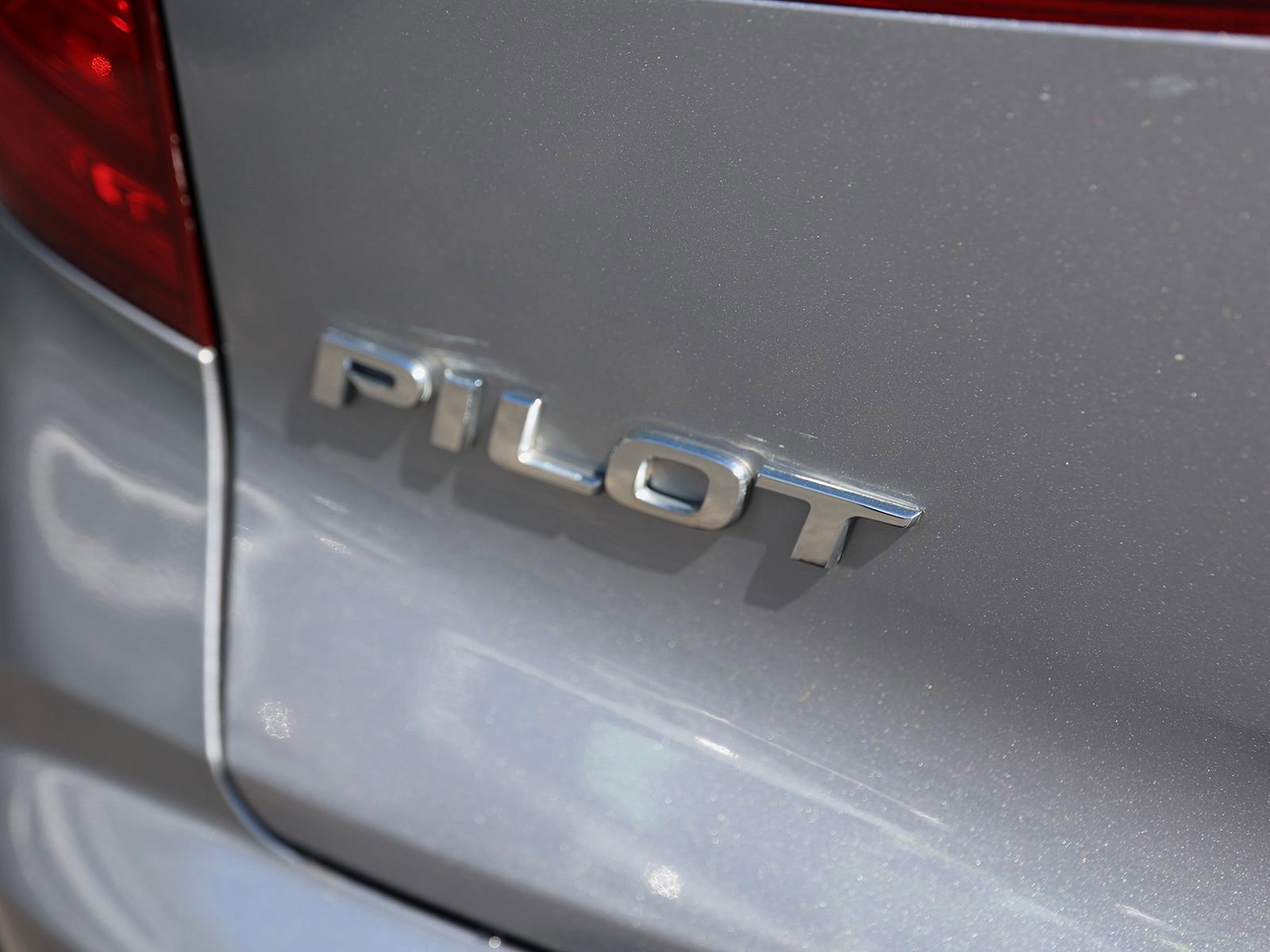 Used 2017 Honda Pilot Elite image 9