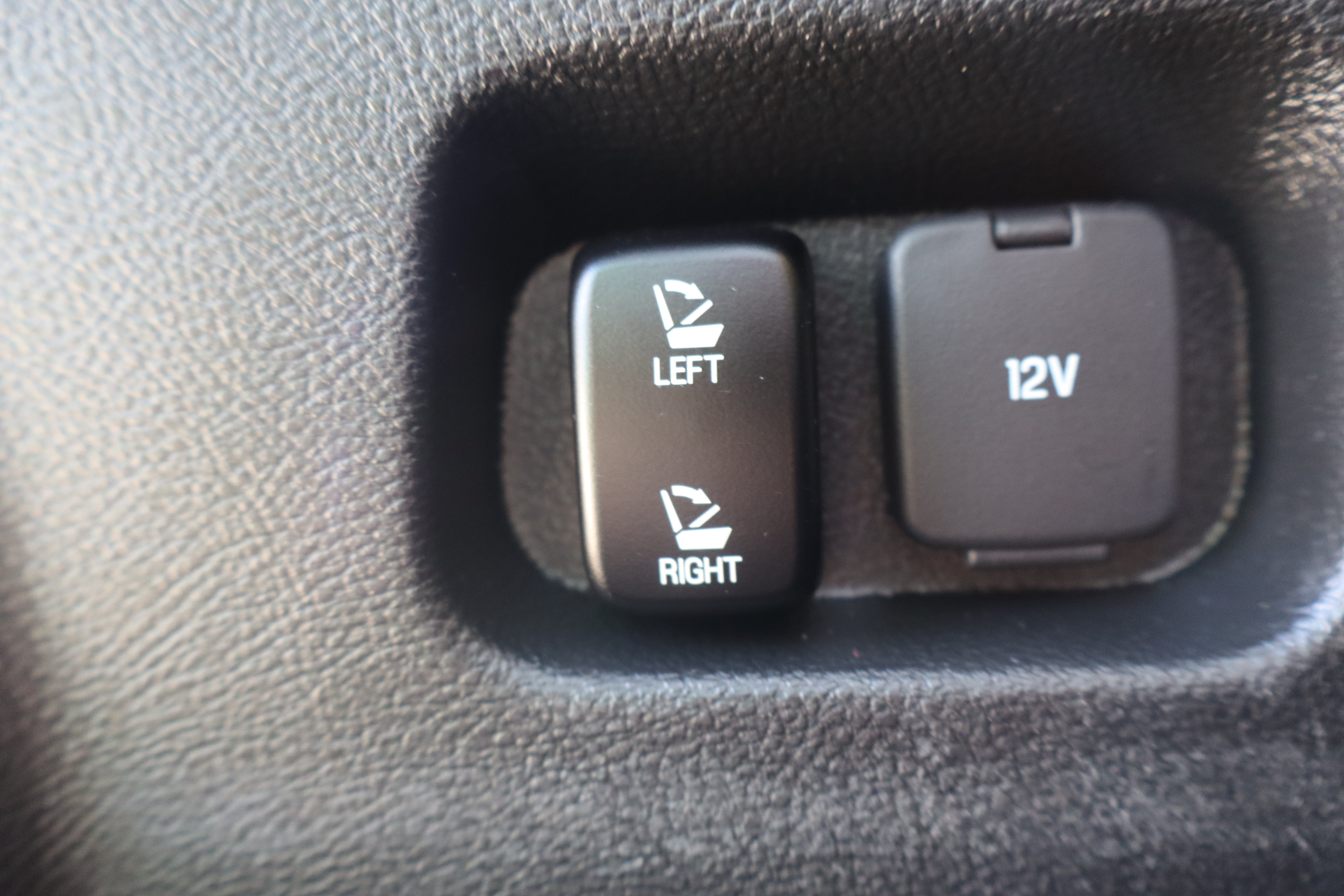 Used 2023 Ford Edge SEL w/ Sport Appearance Package AWD/4WD image 27