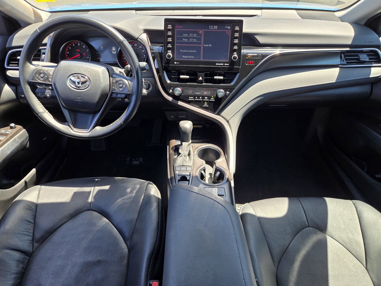Used 2024 Toyota Camry XSE FWD image 13