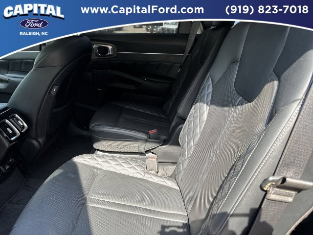 Used 2023 Kia Sorento SX Prestige AWD/4WD image 18