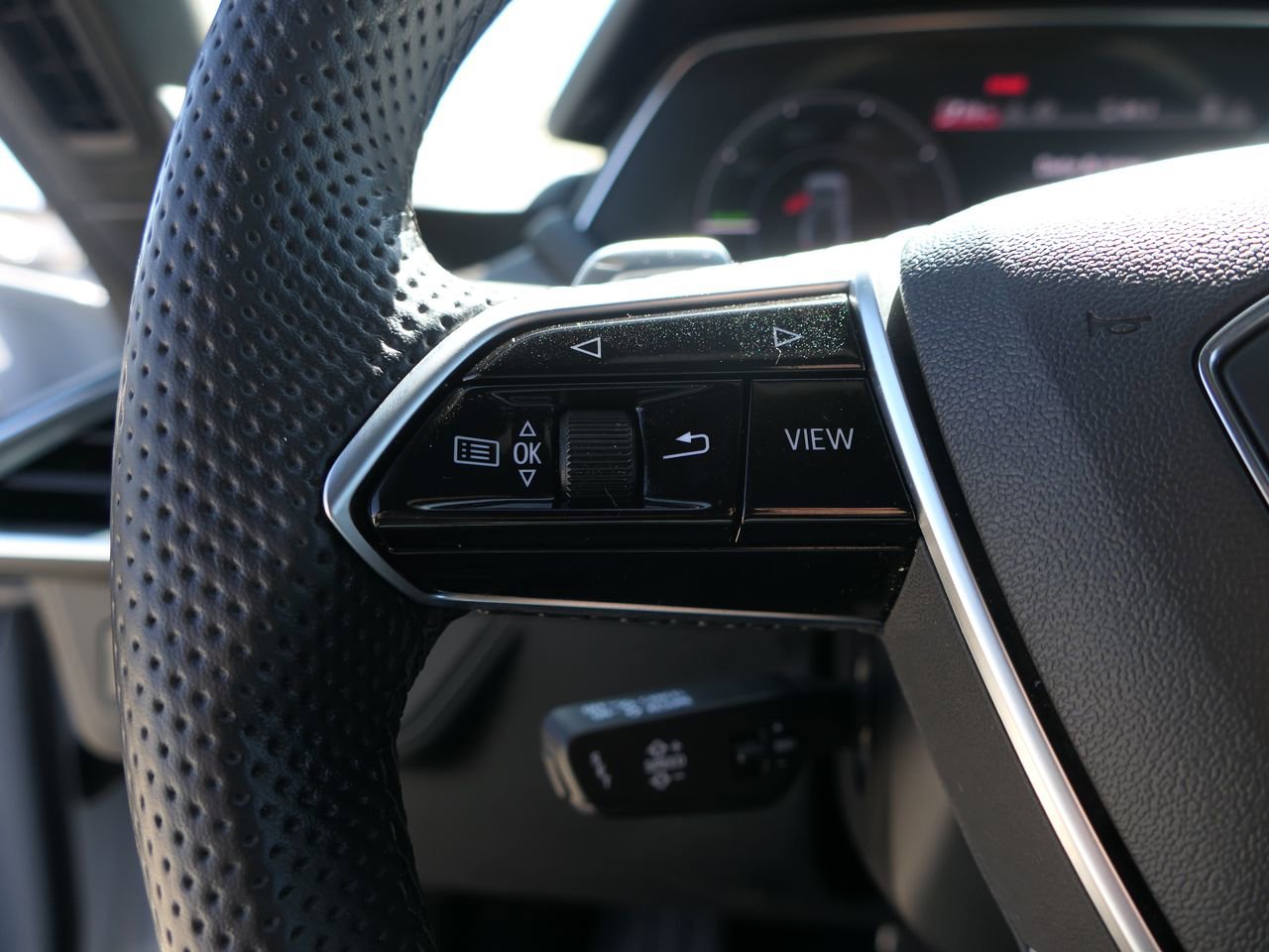 Used 2024 Audi RS e-tron GT w/ Carbon Performance Package image 15