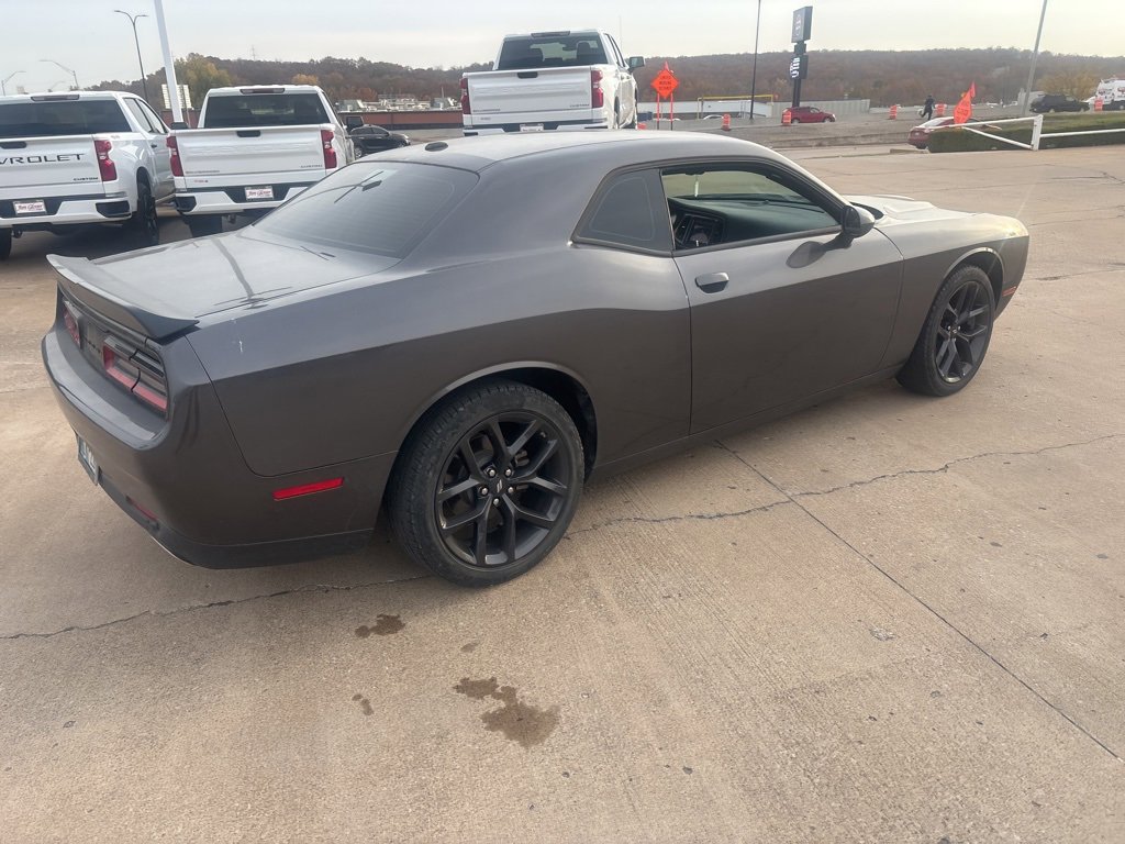 Used 2022 Dodge Challenger SXT w/ Blacktop Package image 5