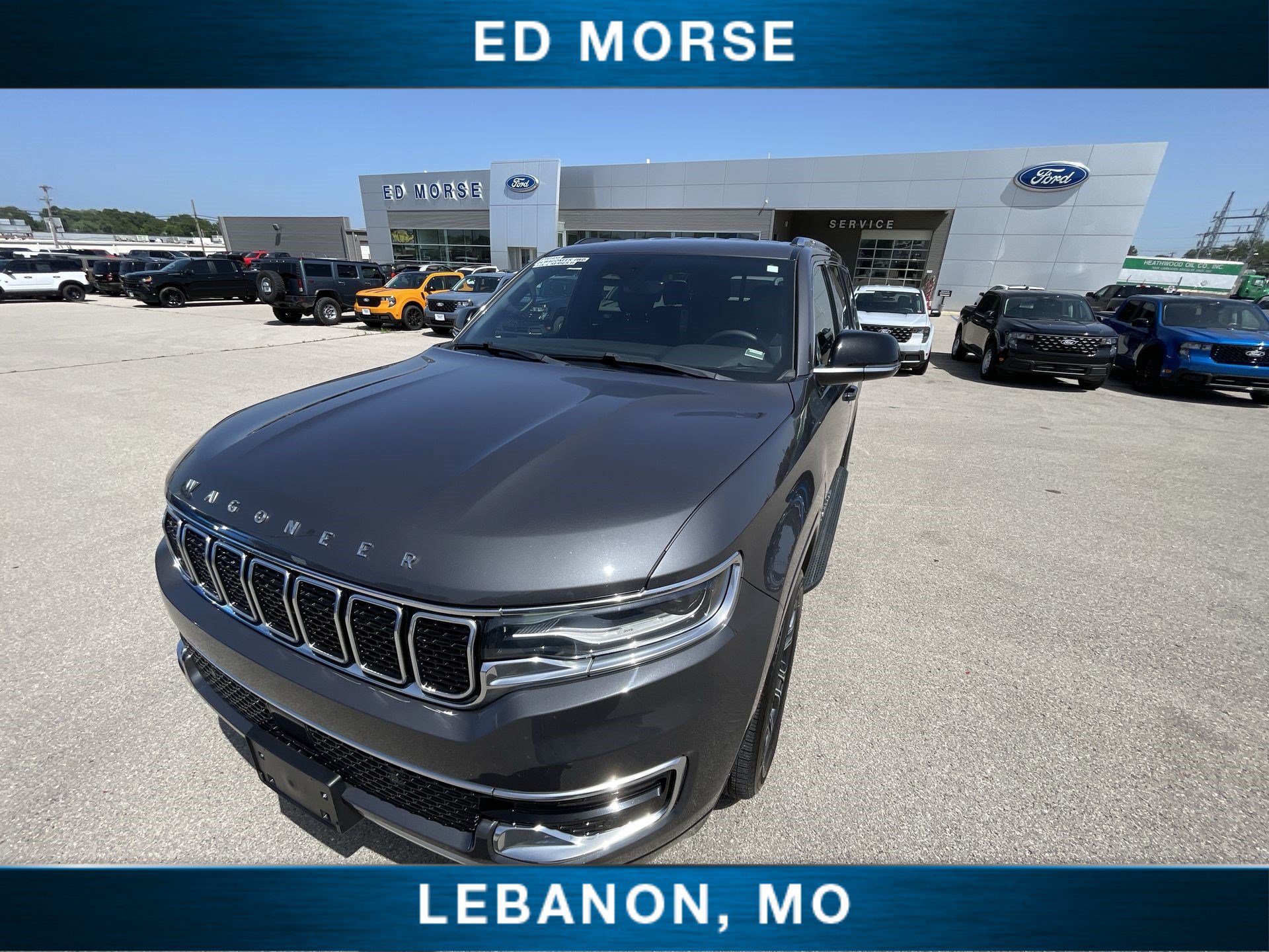 Used 2024 Jeep Wagoneer L Series II w/ Flexible Seating Group AWD/4WD image 19