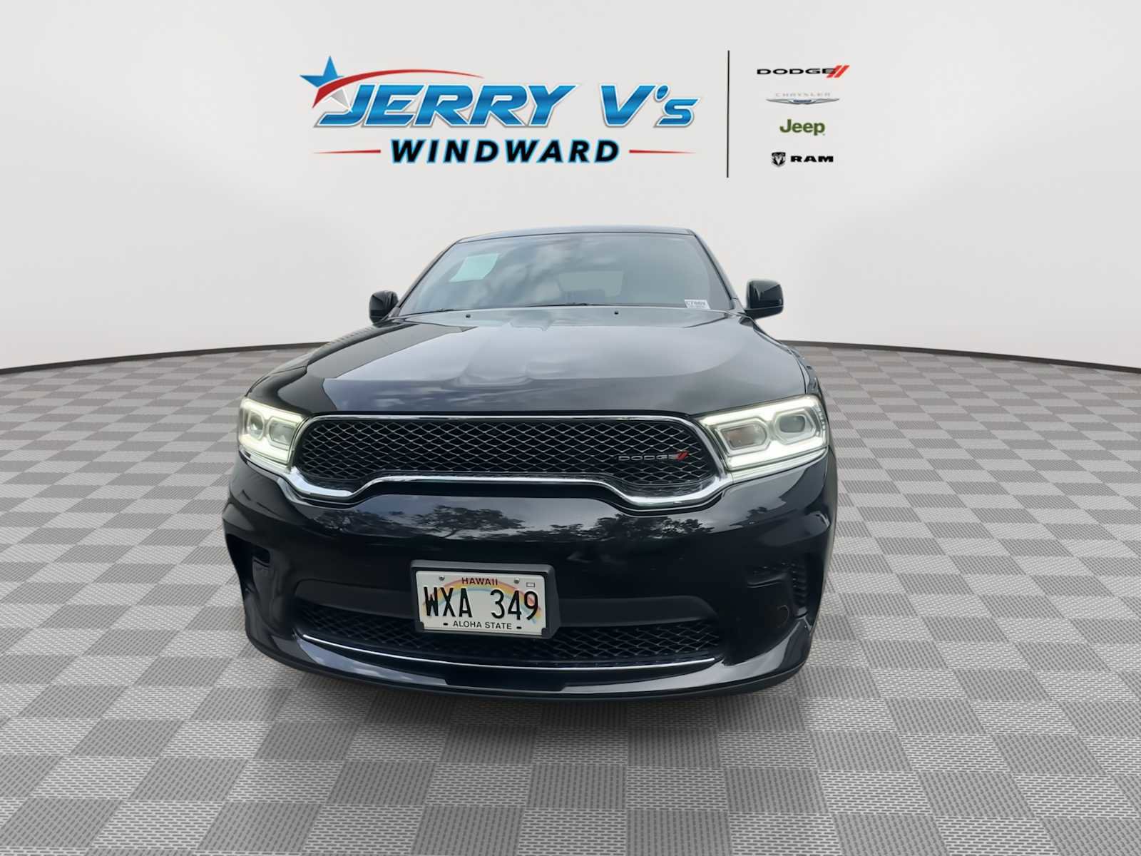 Used 2023 Dodge Durango SXT image 3