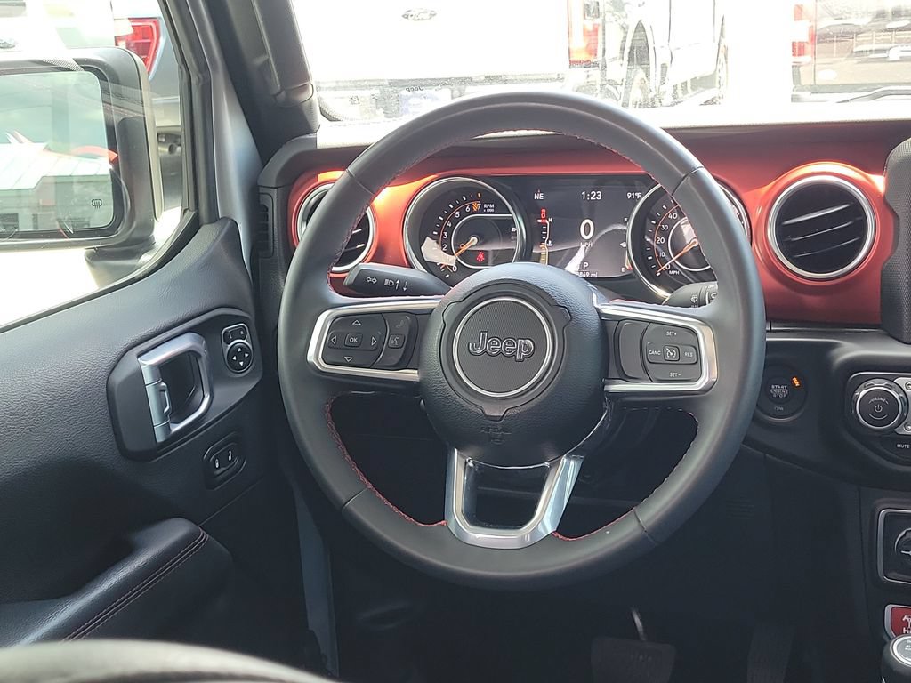 Used 2023 Jeep Gladiator Rubicon w/ LED Lighting Group AWD/4WD image 13