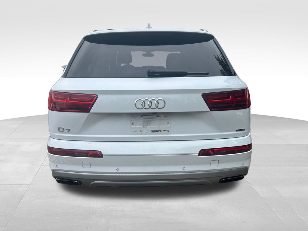 Used 2019 Audi Q7 3.0T Premium Plus w/ Premium Plus Package AWD/4WD image 4