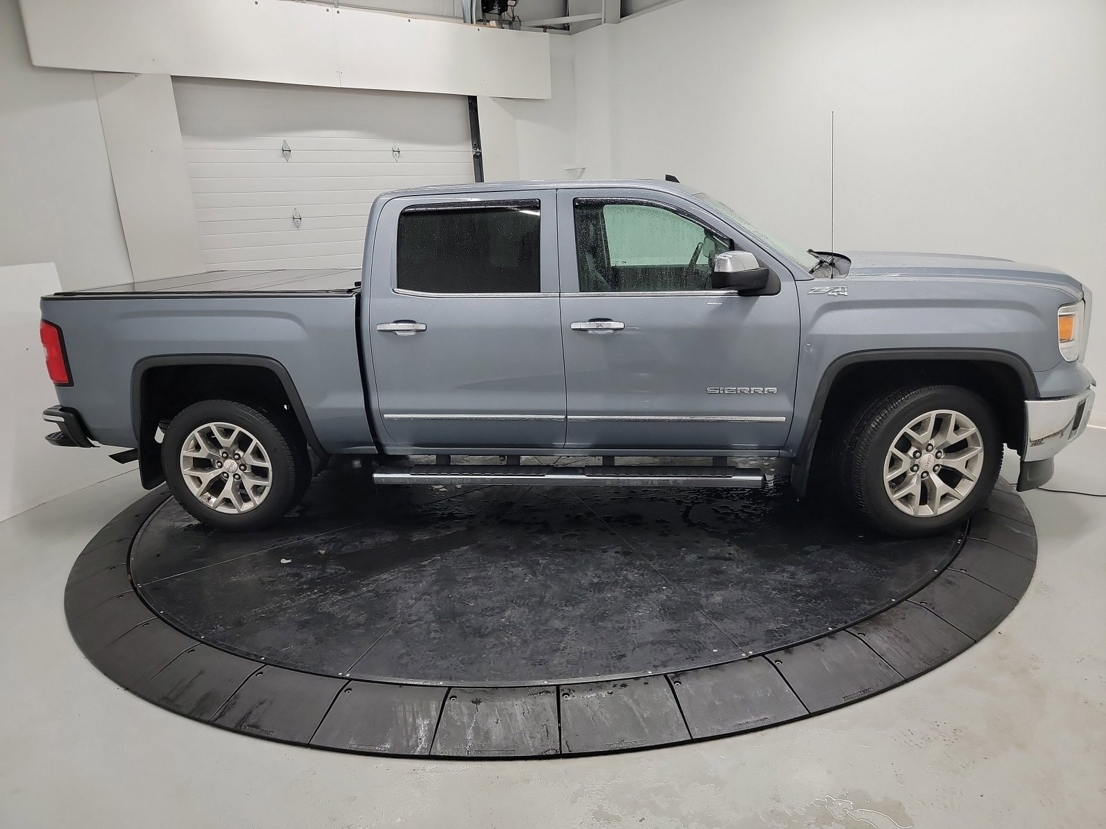 Used 2015 GMC Sierra 1500 SLT w/ SLT Crew Cab Value Package image 11