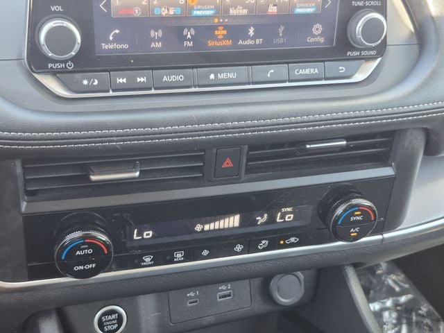 Certified 2023 Nissan Rogue SV FWD image 15