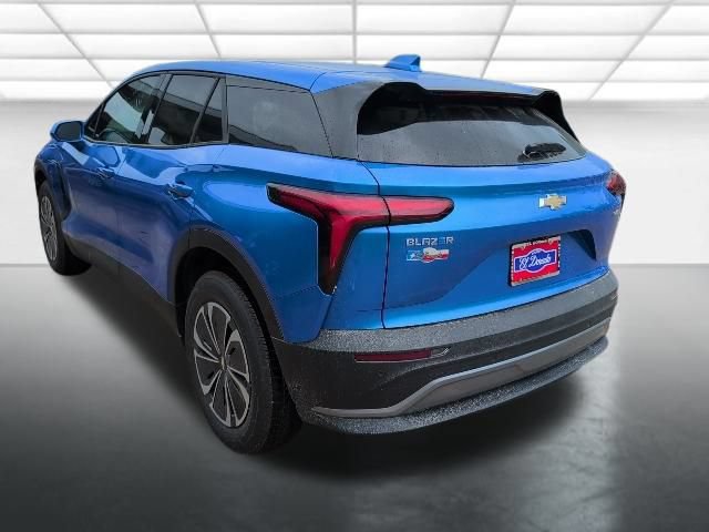 New 2026 Chevrolet Blazer EV LT AWD/4WD image 2