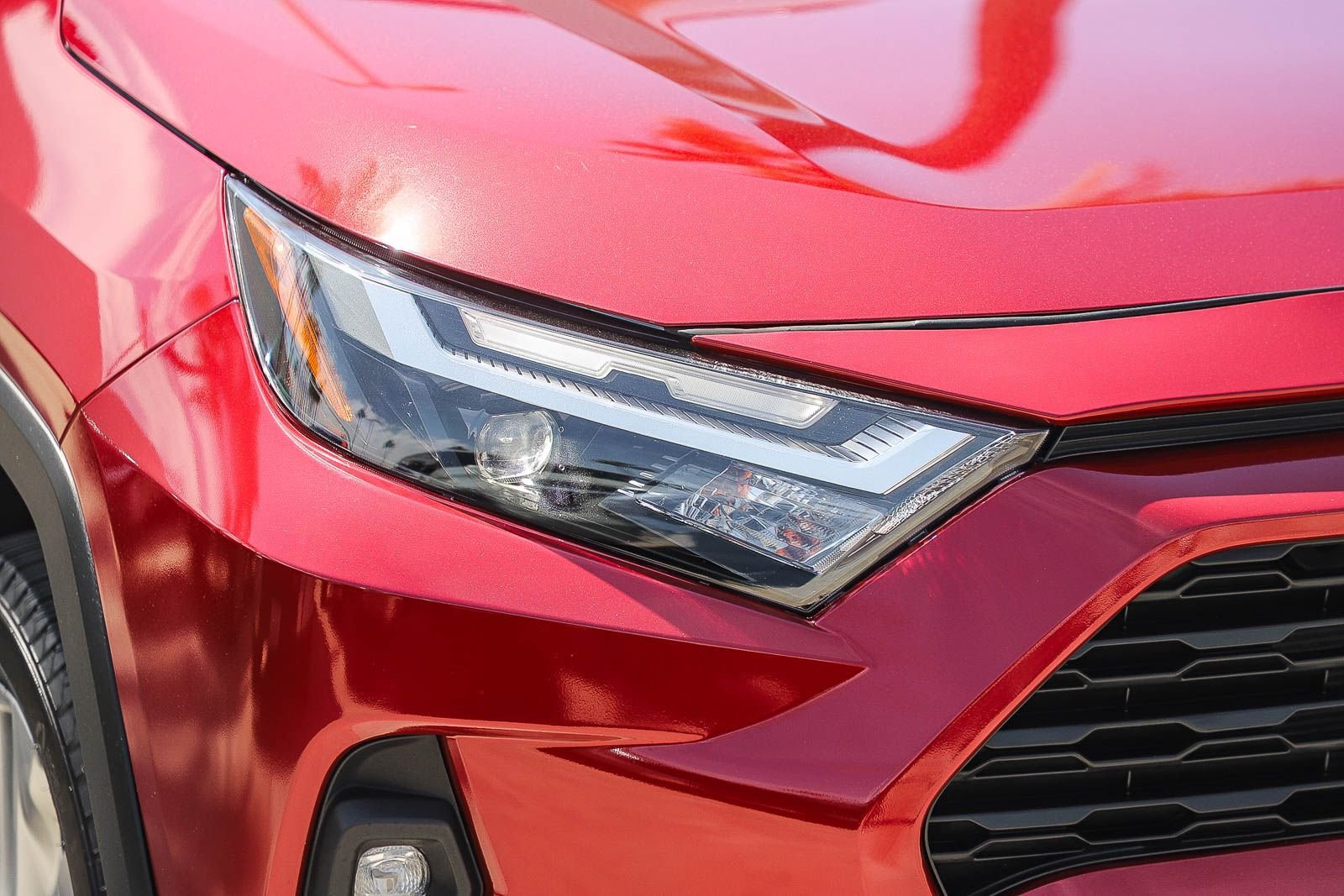 Certified 2025 Toyota RAV4 XLE Premium FWD image 4