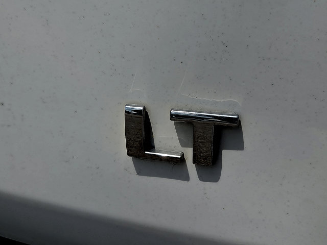 Used 2023 Chevrolet Traverse LT AWD/4WD image 12