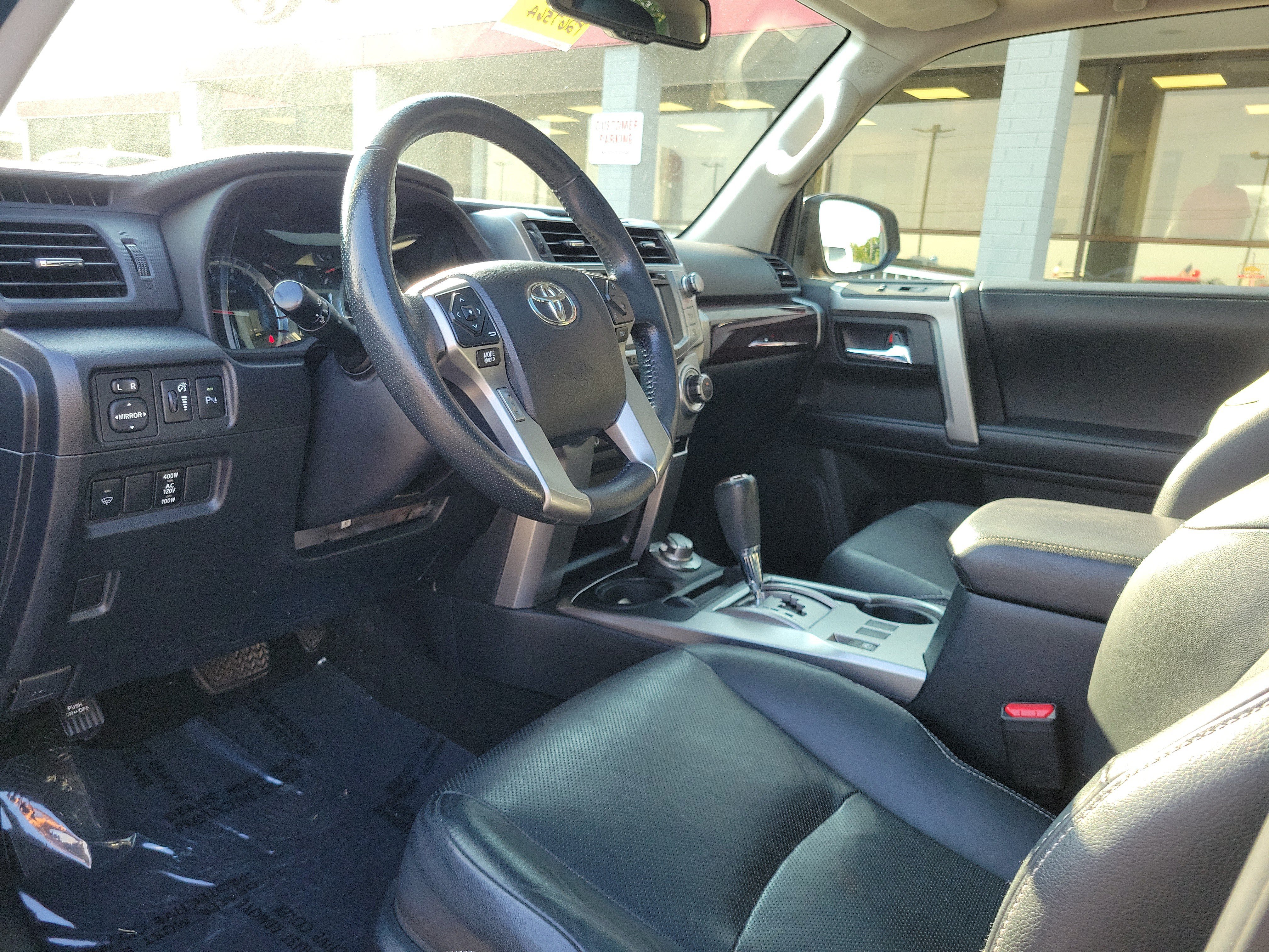 Used 2018 Toyota 4Runner Limited AWD/4WD image 19