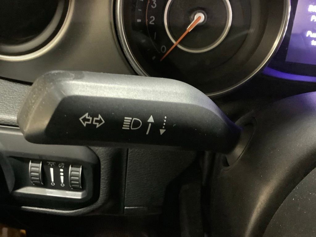 Used 2021 Jeep Wrangler Sport AWD/4WD image 19