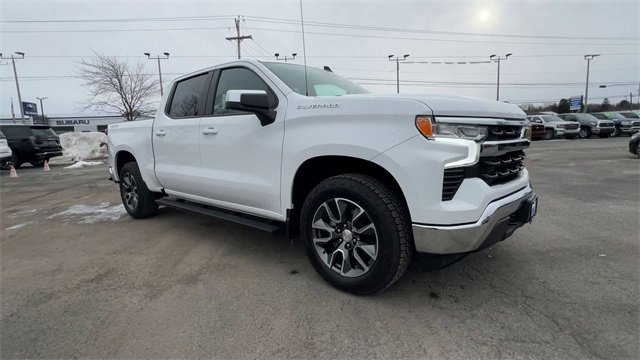 Used 2023 Chevrolet Silverado 1500 LT image 2