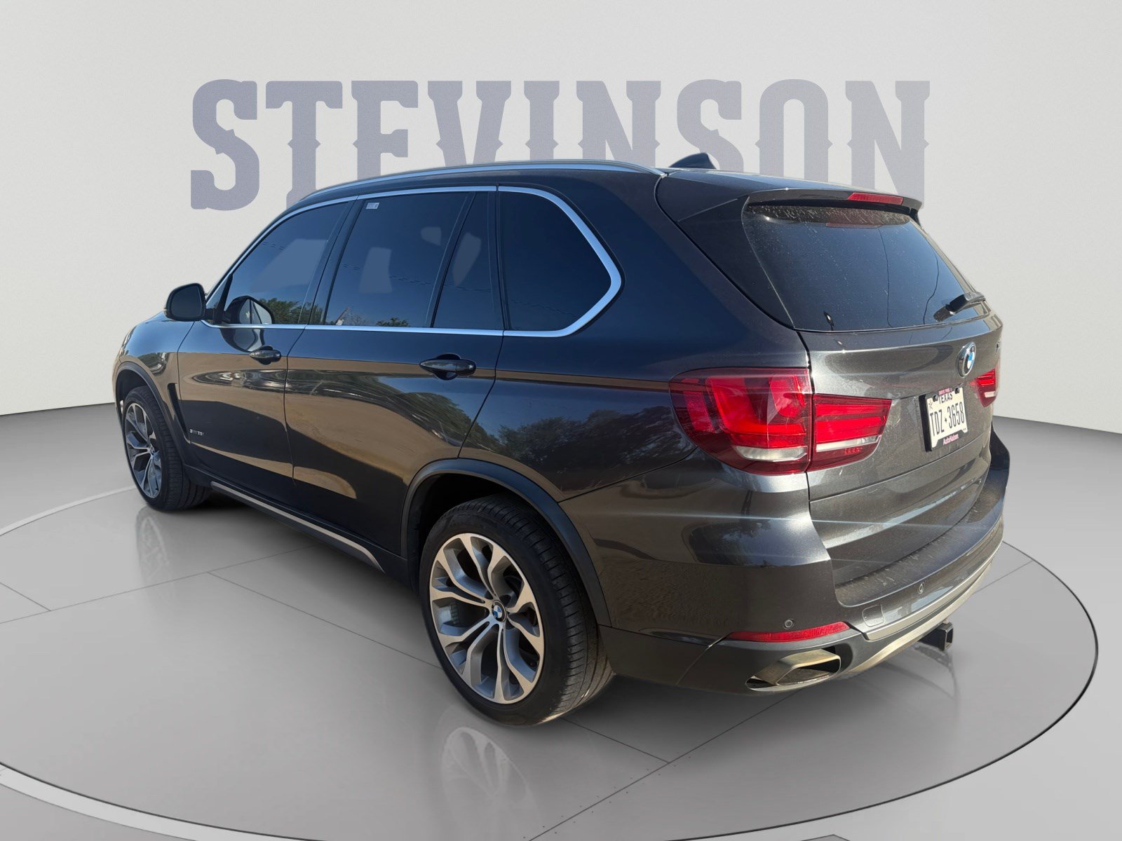 Used 2018 BMW X5 sDrive35i RWD image 3