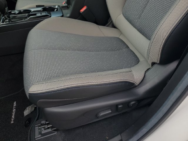 Certified 2026 Subaru Forester Premium w/ Base/Premium Plus Package AWD/4WD image 21