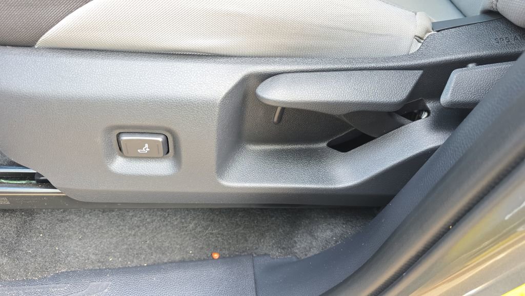 Used 2025 Toyota Tacoma TRD Sport image 19