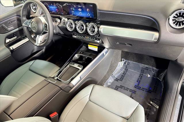 New 2026 Mercedes-Benz GLB 250 image 27