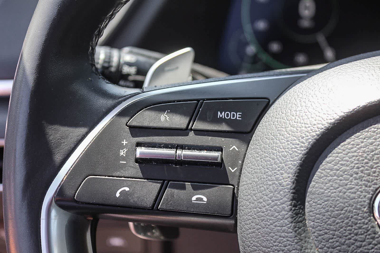 Certified 2023 Hyundai Sonata Limited FWD image 28