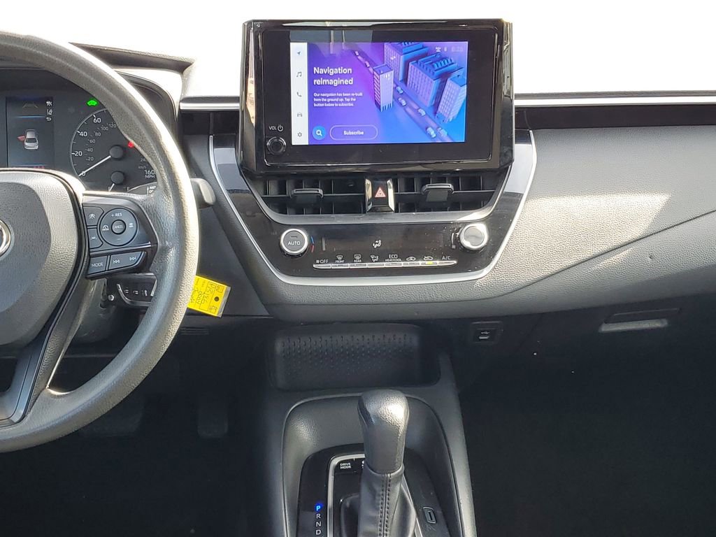 Used 2024 Toyota Corolla LE image 27