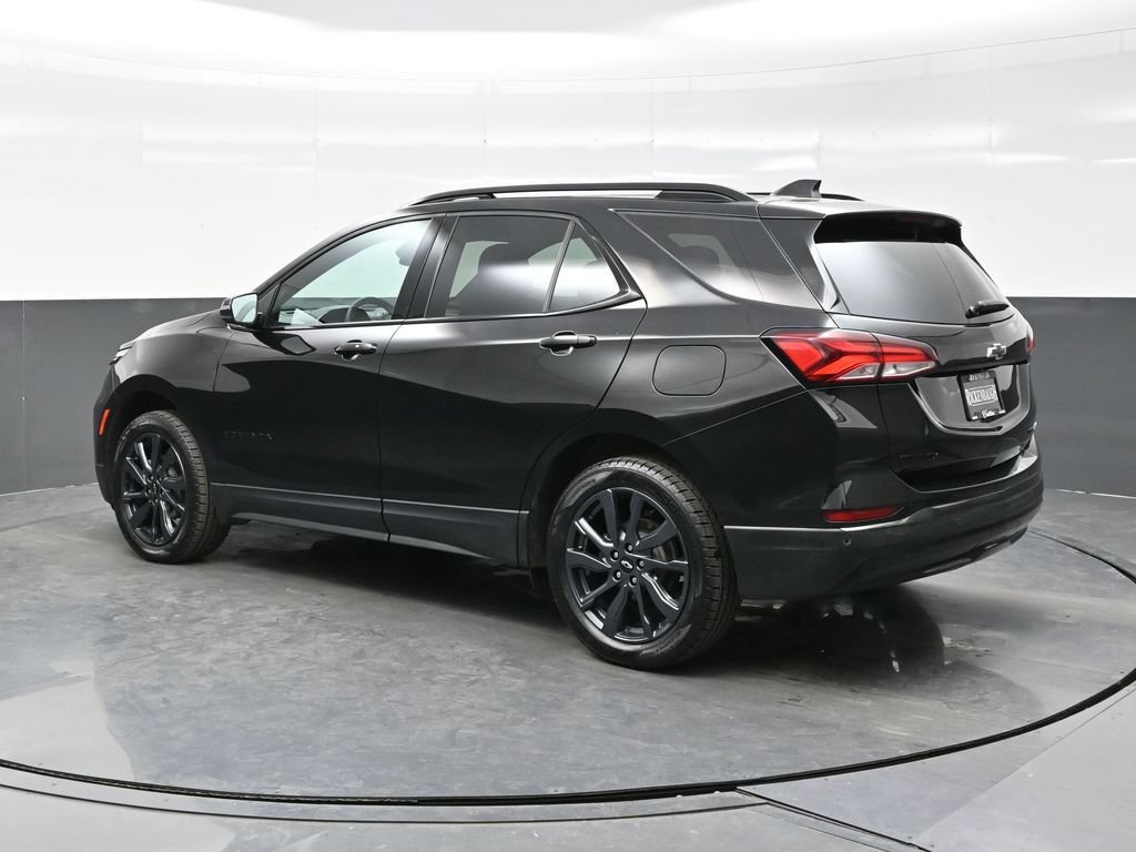 Used 2023 Chevrolet Equinox RS w/ RS Leather Package AWD/4WD image 4