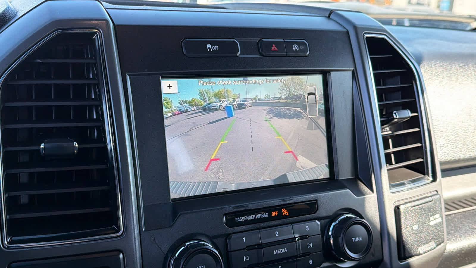 Used 2018 Ford F150 XLT w/ Equipment Group 302A Luxury image 16