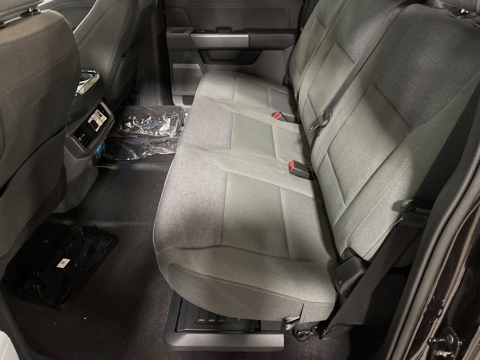 New 2025 Ford F150 XLT w/ Equipment Group 303A High image 15