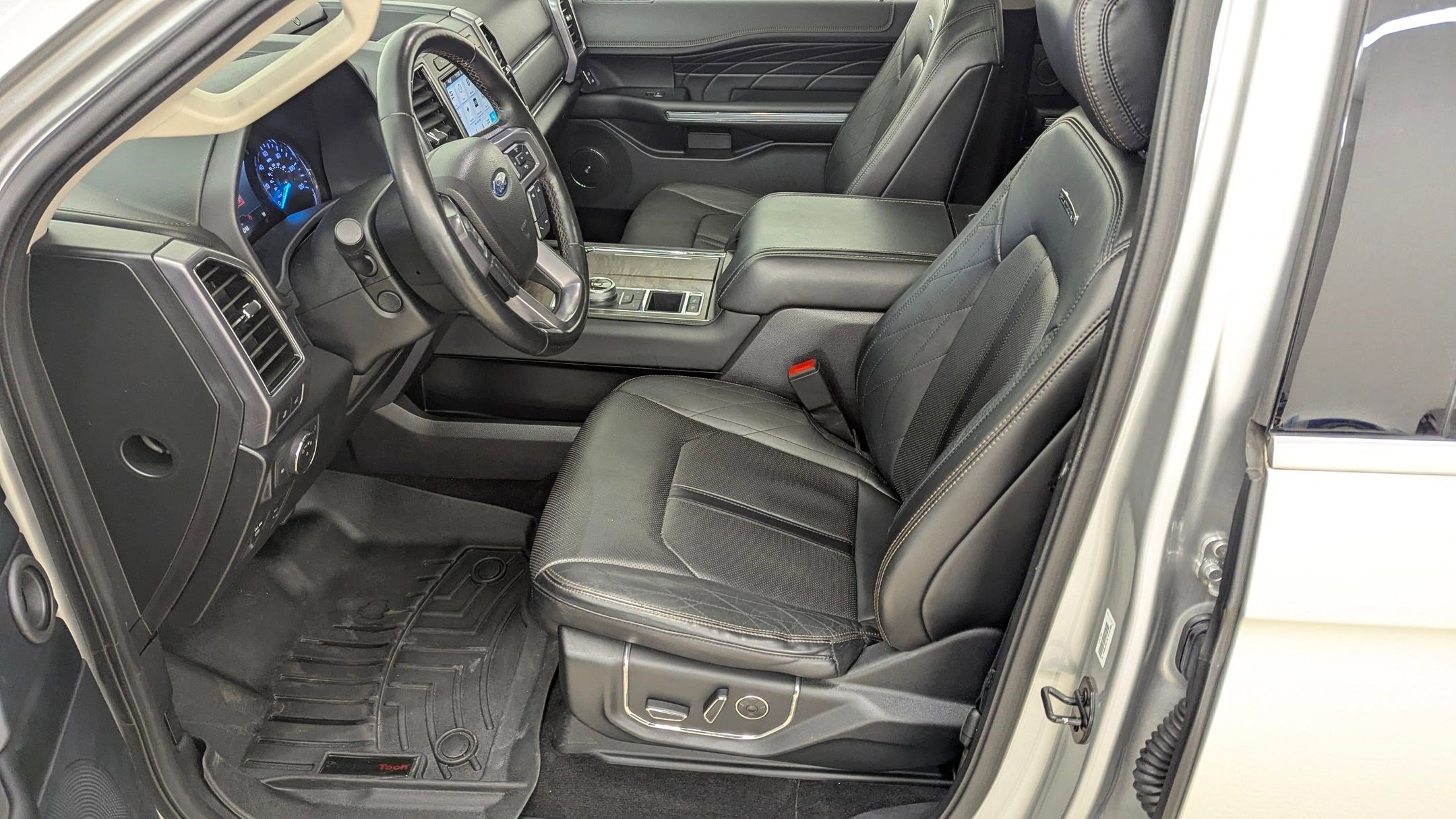 Certified 2019 Ford Expedition Platinum image 25