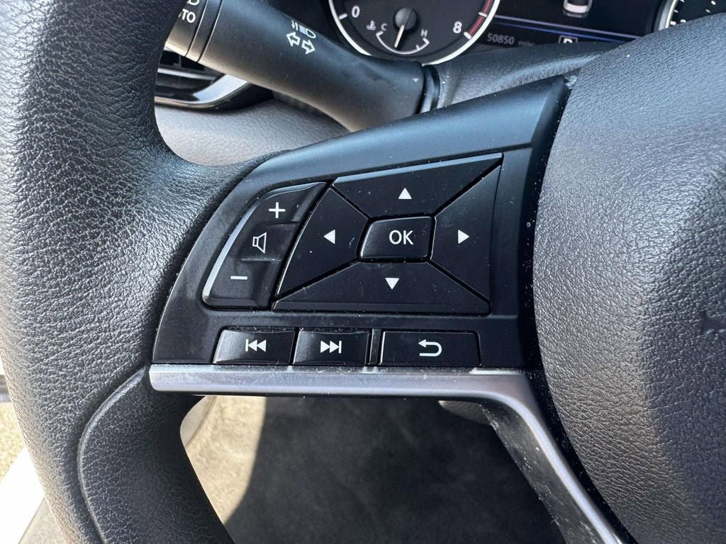 Used 2024 Nissan Sentra SV FWD image 19