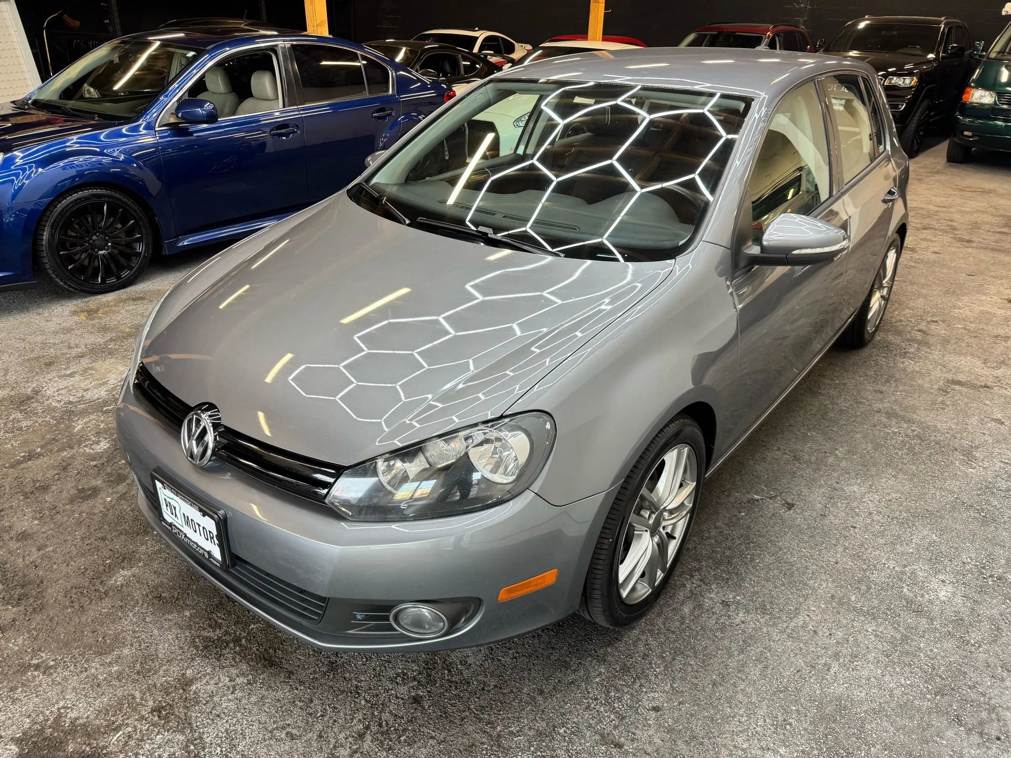 Used 2012 Volkswagen Golf TDI image 4