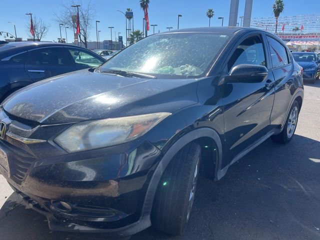 Used 2017 Honda HR-V EX image 2