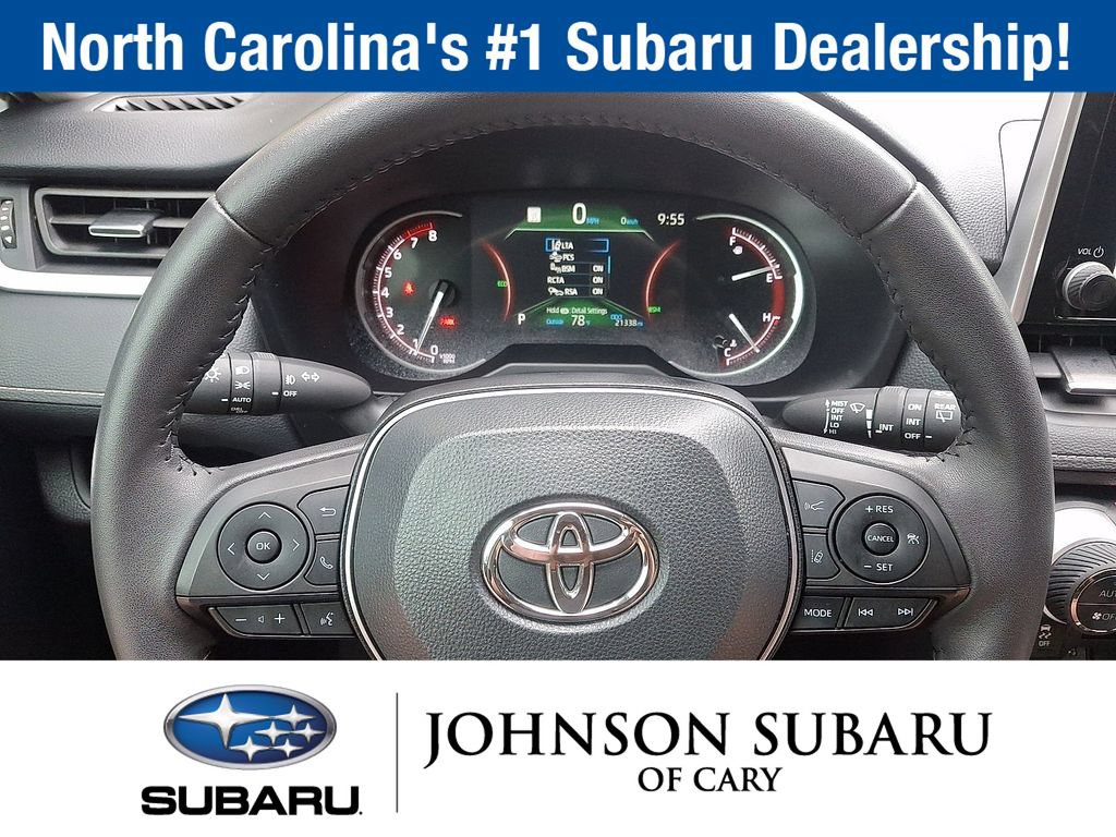 Used 2025 Toyota RAV4 XLE Premium AWD/4WD image 18