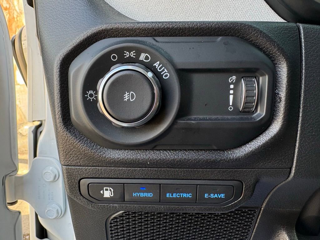 Used 2025 Jeep Wrangler Willys 4xe image 21