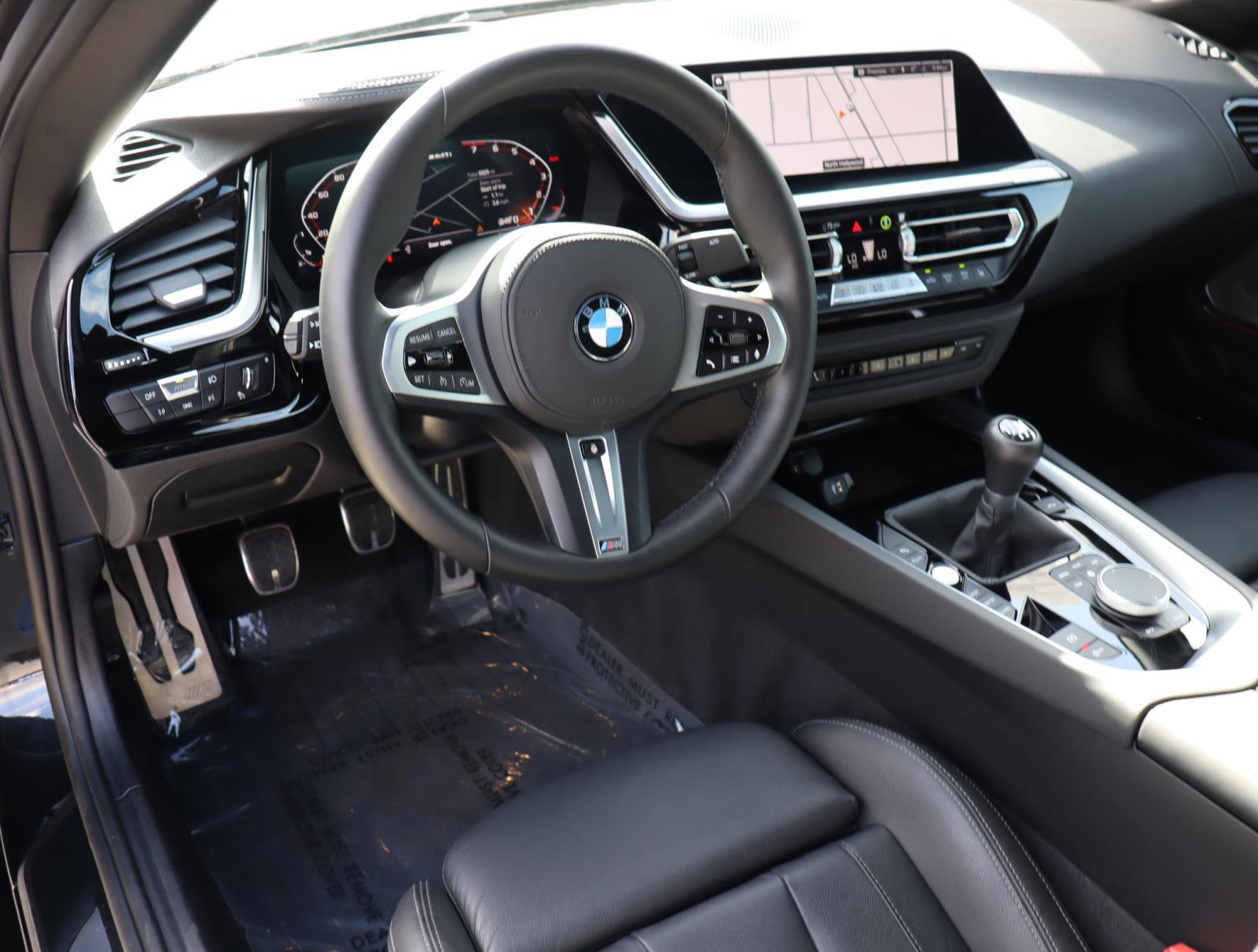 Used 2025 BMW Z4 M40i w/ Premium Package image 20