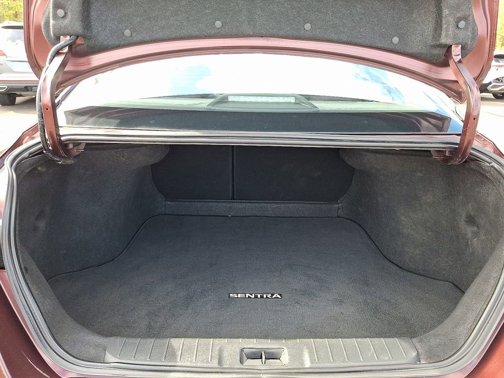 Used 2024 Nissan Sentra SV image 28