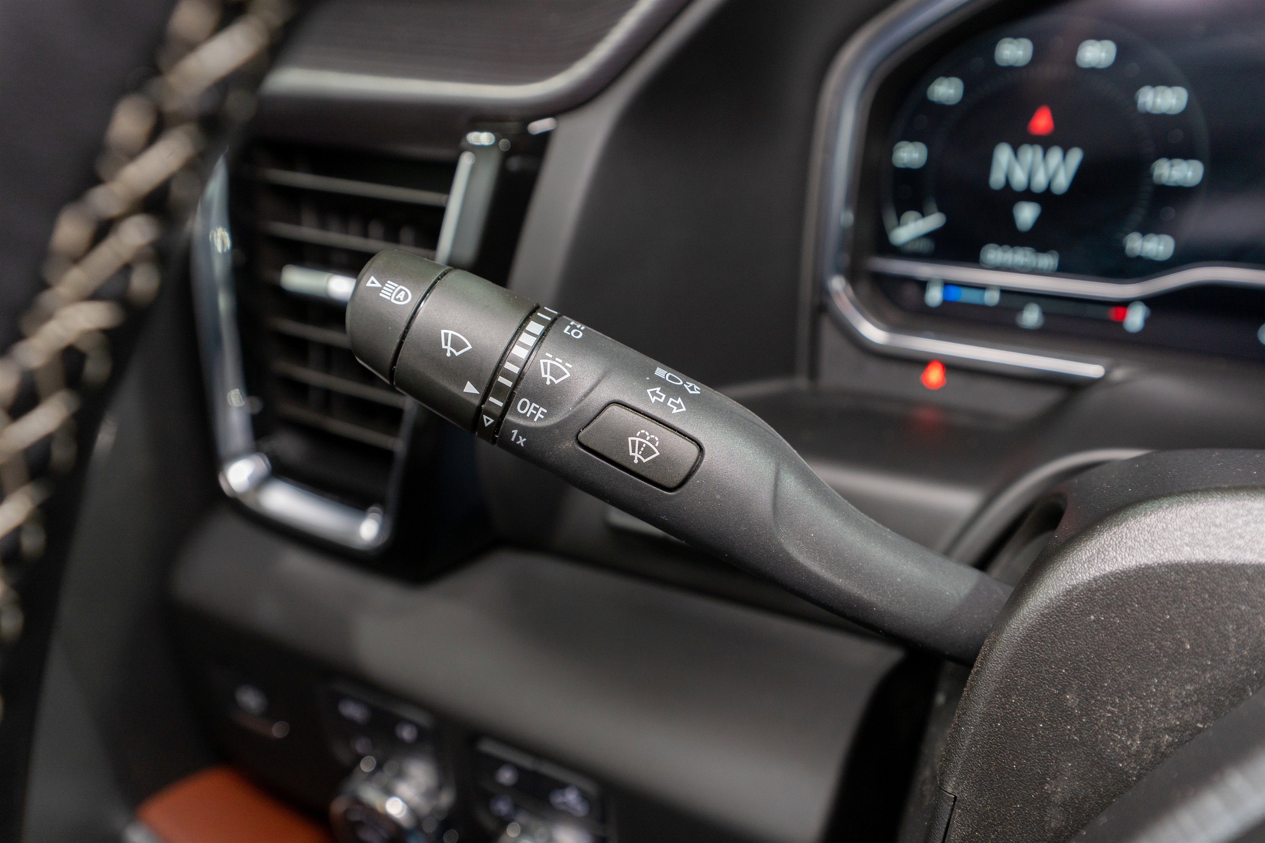 Used 2025 GMC Sierra 1500 Denali Ultimate image 34