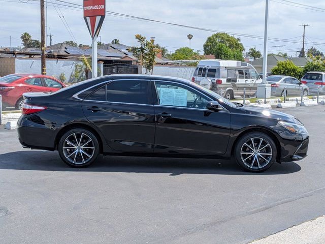 Used 2015 Toyota Camry XSE FWD image 4