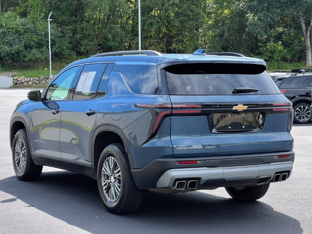 Used 2026 Chevrolet Traverse LT AWD/4WD image 10