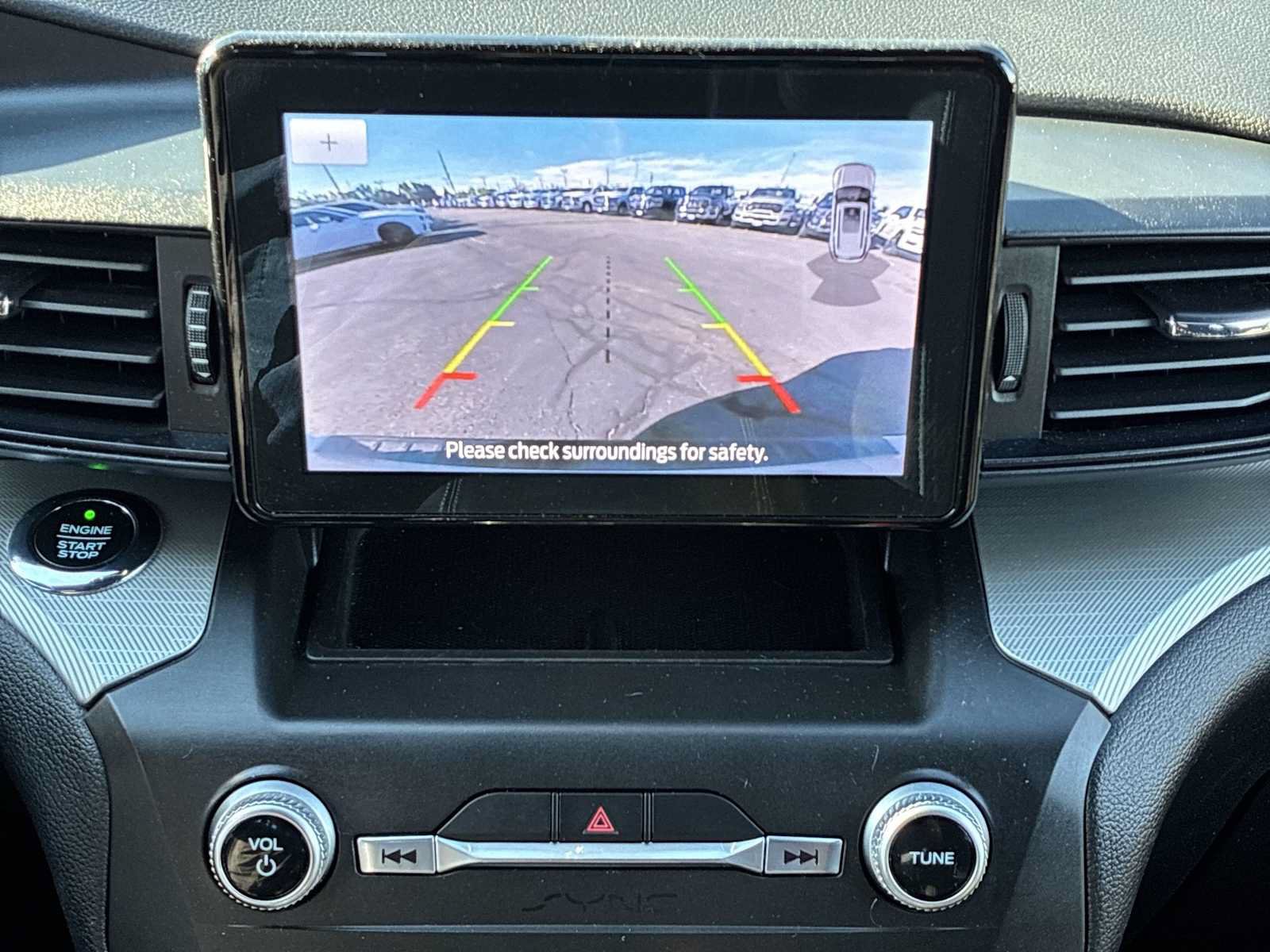 Used 2020 Ford Explorer XLT w/ Class III Trailer Tow Package AWD/4WD image 21