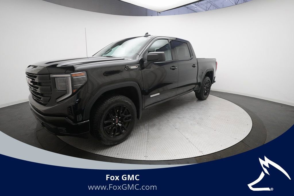 Used 2025 GMC Sierra 1500 Elevation image 1