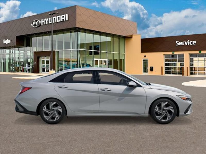 New 2025 Hyundai Elantra Limited FWD image 7