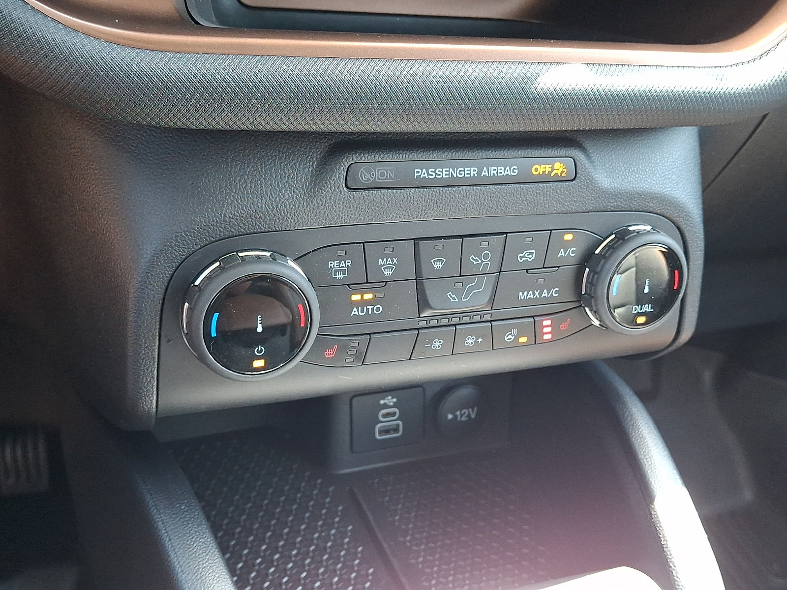 Certified 2024 Ford Bronco Sport Outer Banks AWD/4WD image 18