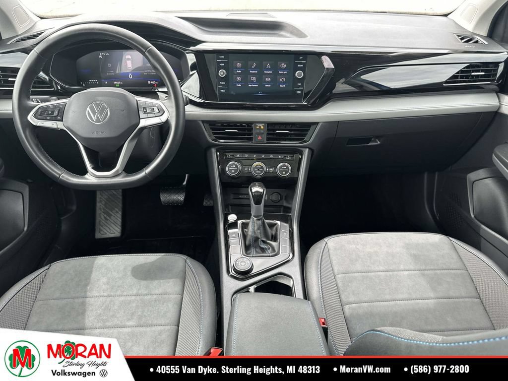 Certified 2024 Volkswagen Taos SE AWD/4WD image 15