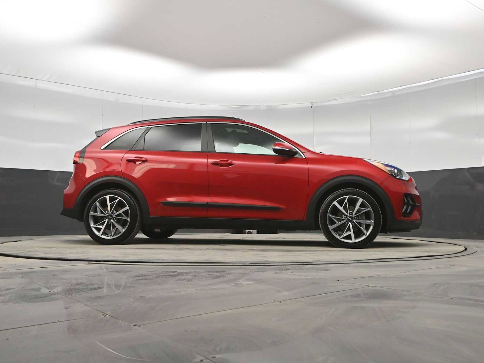 Used 2022 Kia Niro Touring Special Edition image 37