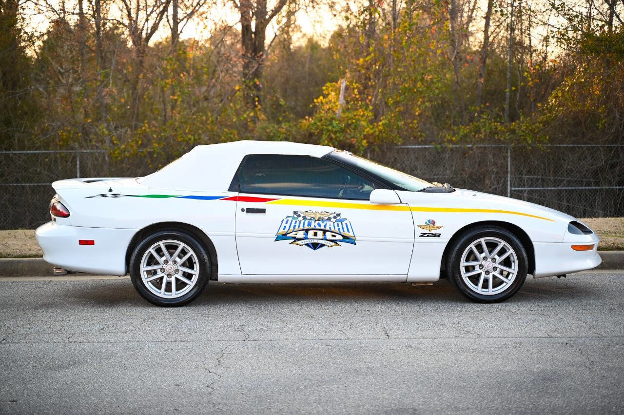 Used 1997 Chevrolet Camaro Z28 image 10