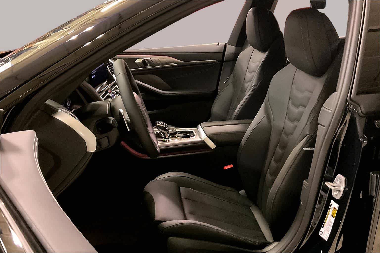 New 2026 BMW 840i w/ Driving Assistance Package RWD image 9